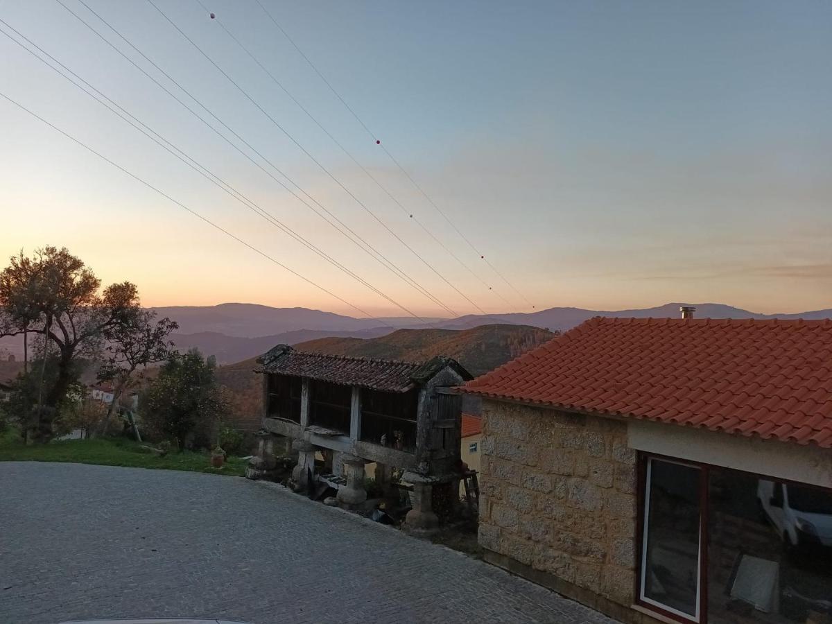 Casa De Ferrapilhe Villa Paranhos  ภายนอก รูปภาพ